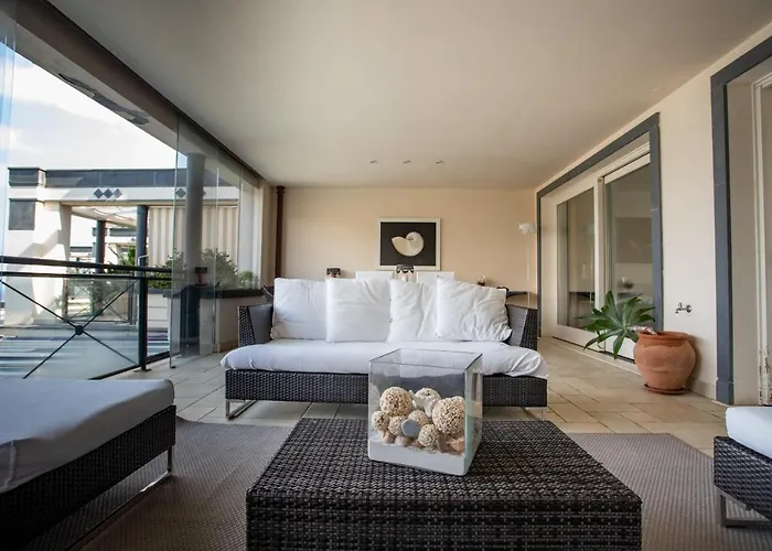 Beautiful Apartment In The Centre Of Taormina
